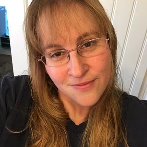 Meet your Posher, Valerie